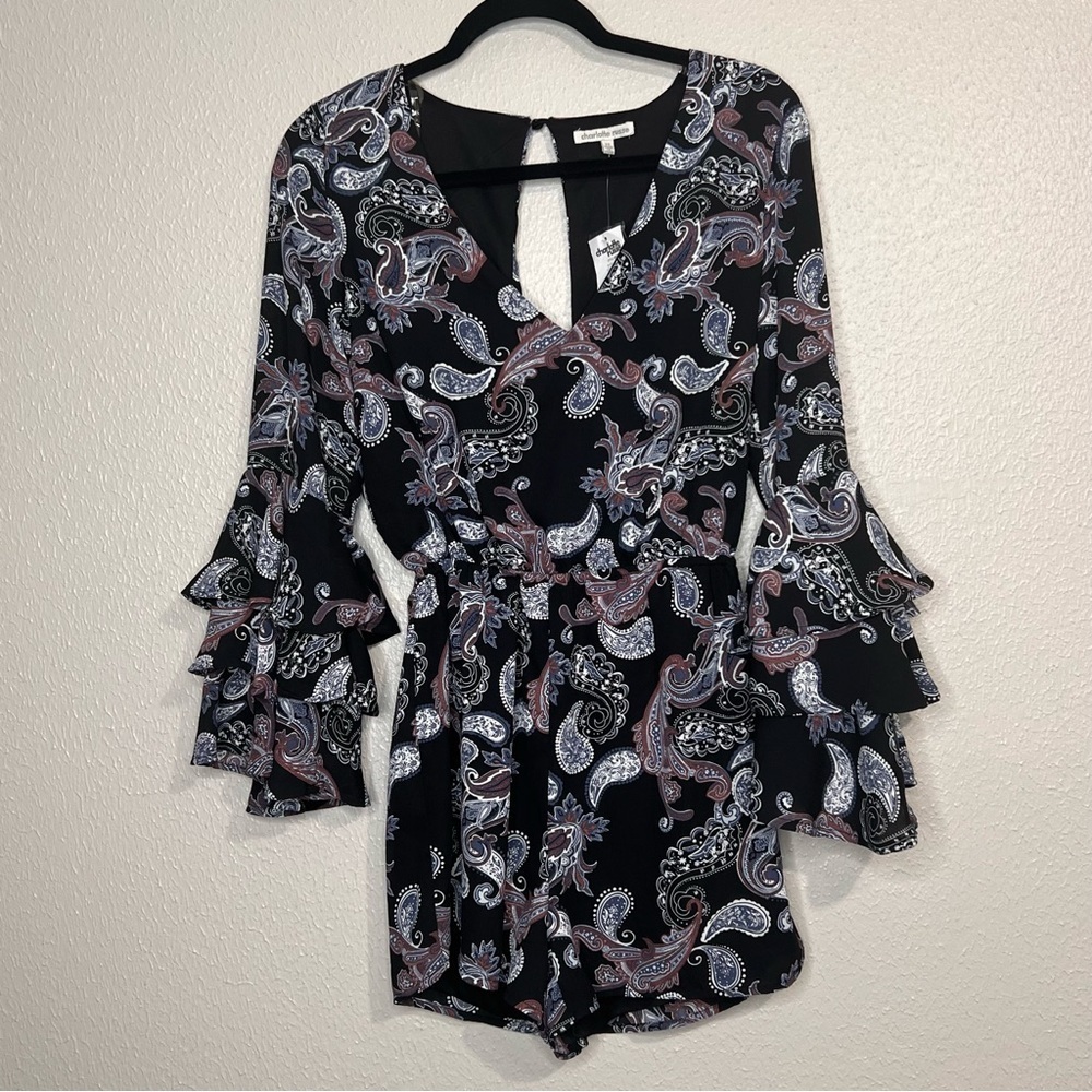 Charlotte Russe Romper Shorts Size XS Black Paisley Flared Long Sleeve NEW